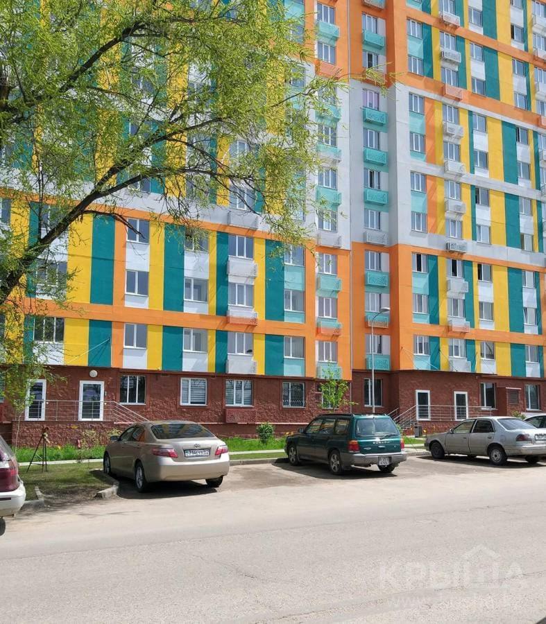 Akvarel Apartment Near Adk Алмати Екстер'єр фото